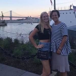 Meet your Posher, Christine